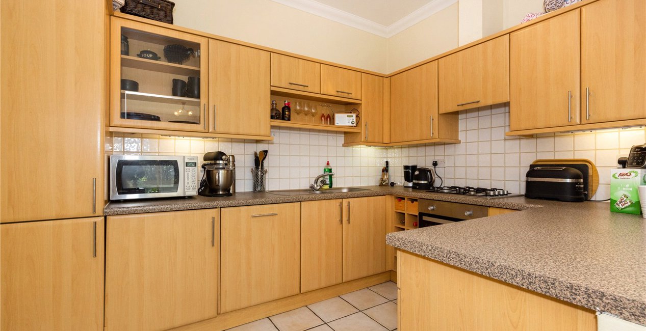 Fitted Kitchen