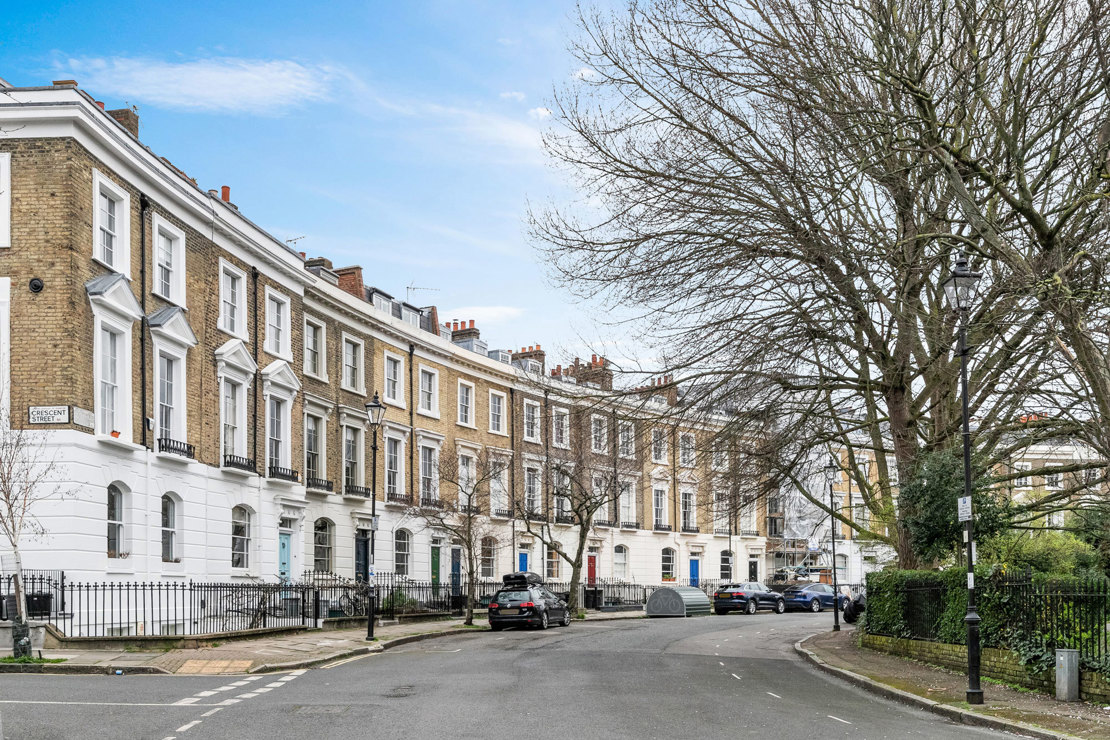 Georgian terraced housing along Thornhill Crescent in Barnsbury, Islington